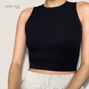 Black Ribbed Crop Top